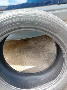 Гуми Летни 235/50R19, снимка 3 - Гуми и джанти - 46543679