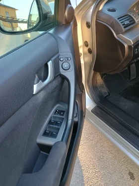 Honda Accord 2.0 бензин, Автомат, снимка 13