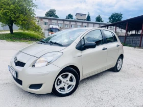 Toyota Yaris 1.3i* PERFEKTNA* FACE* GAZ, снимка 2
