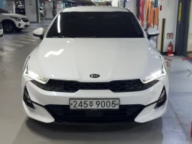 ������ Kia K5