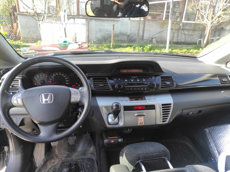 Honda Fr-v, снимка 7 - Автомобили и джипове - 45694998
