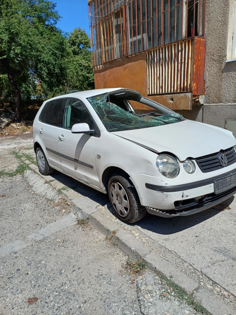 VW Polo, снимка 4 - Автомобили и джипове - 47326138