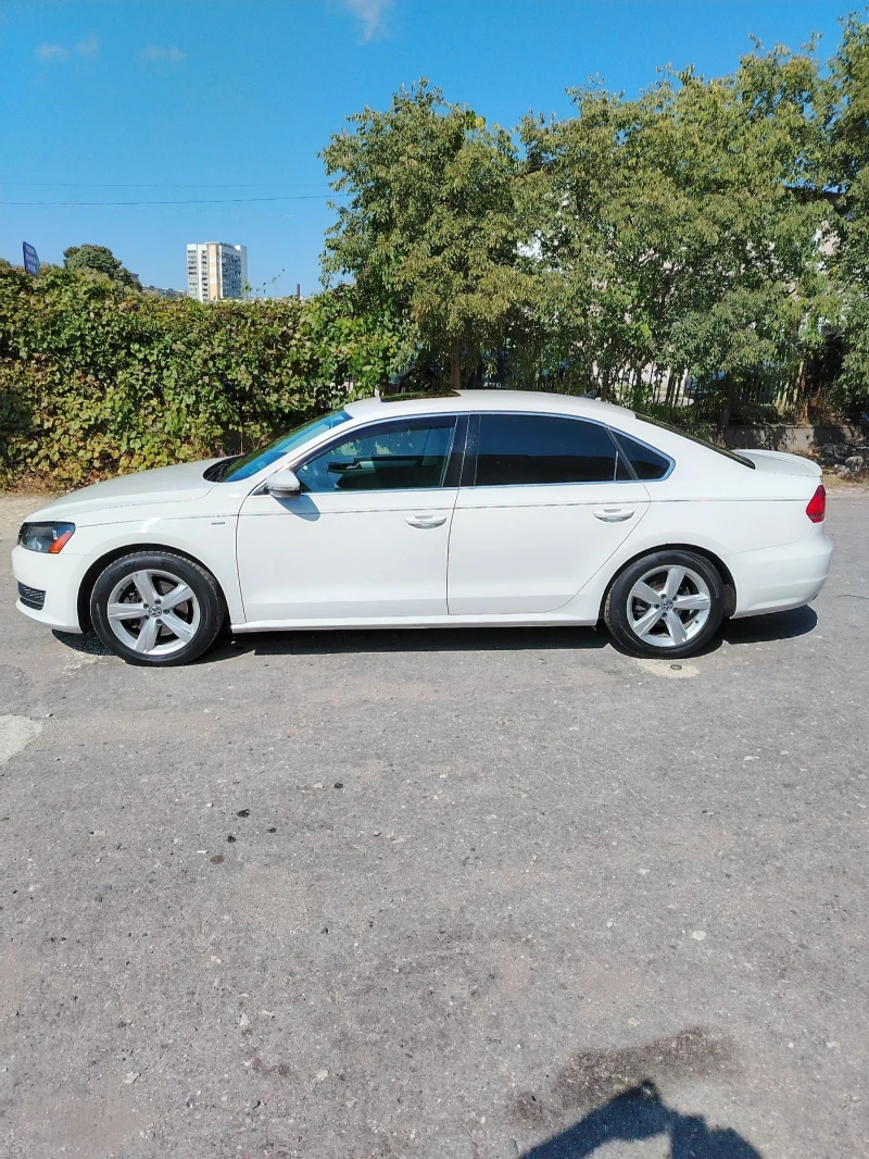 VW Passat, снимка 2 - Автомобили и джипове - 47399397