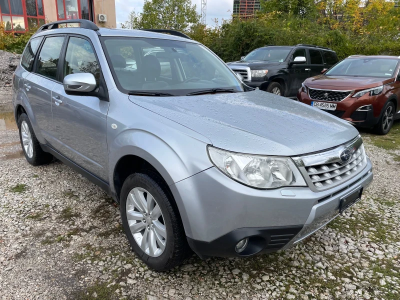 Subaru Forester 2.0 Navi, снимка 7 - Автомобили и джипове - 47561069