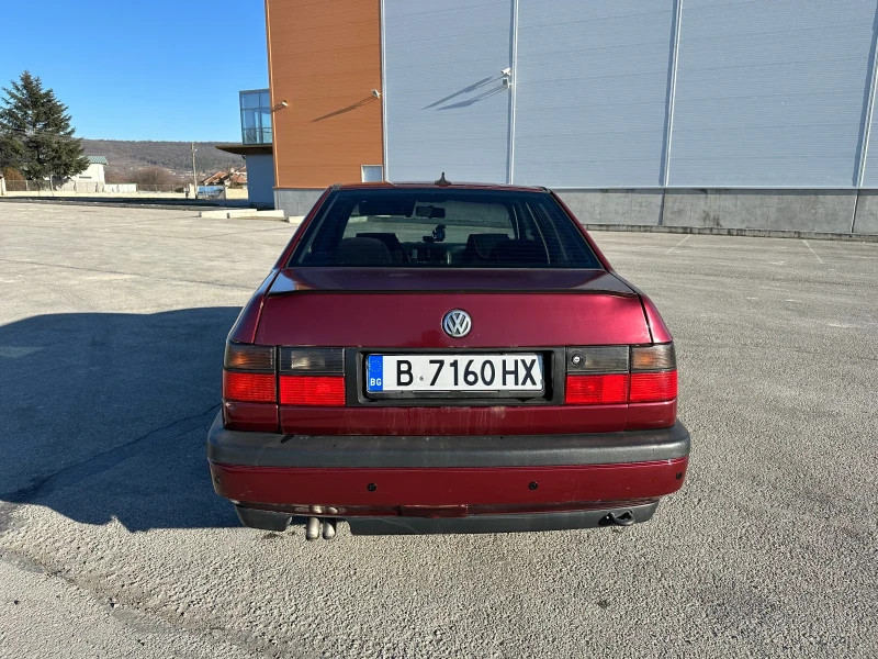 VW Vento 1.9TDI, снимка 6 - Автомобили и джипове - 48867176