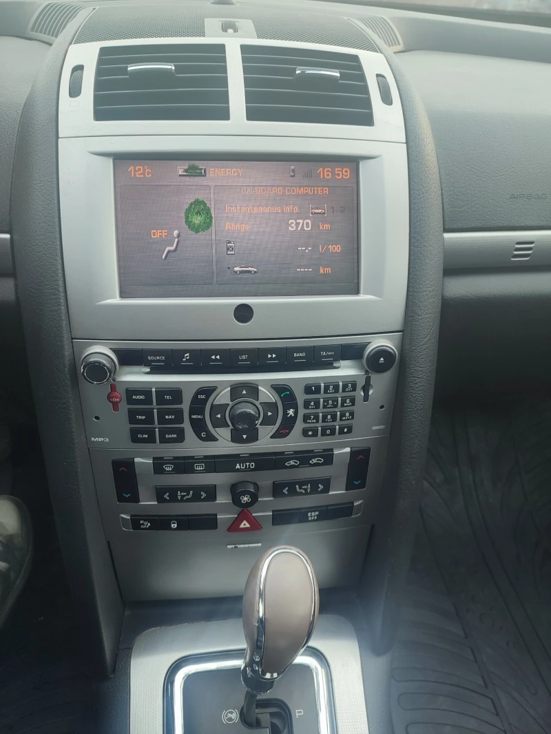 Peugeot 407 2.0 HDI SW, снимка 16 - Автомобили и джипове - 49354631