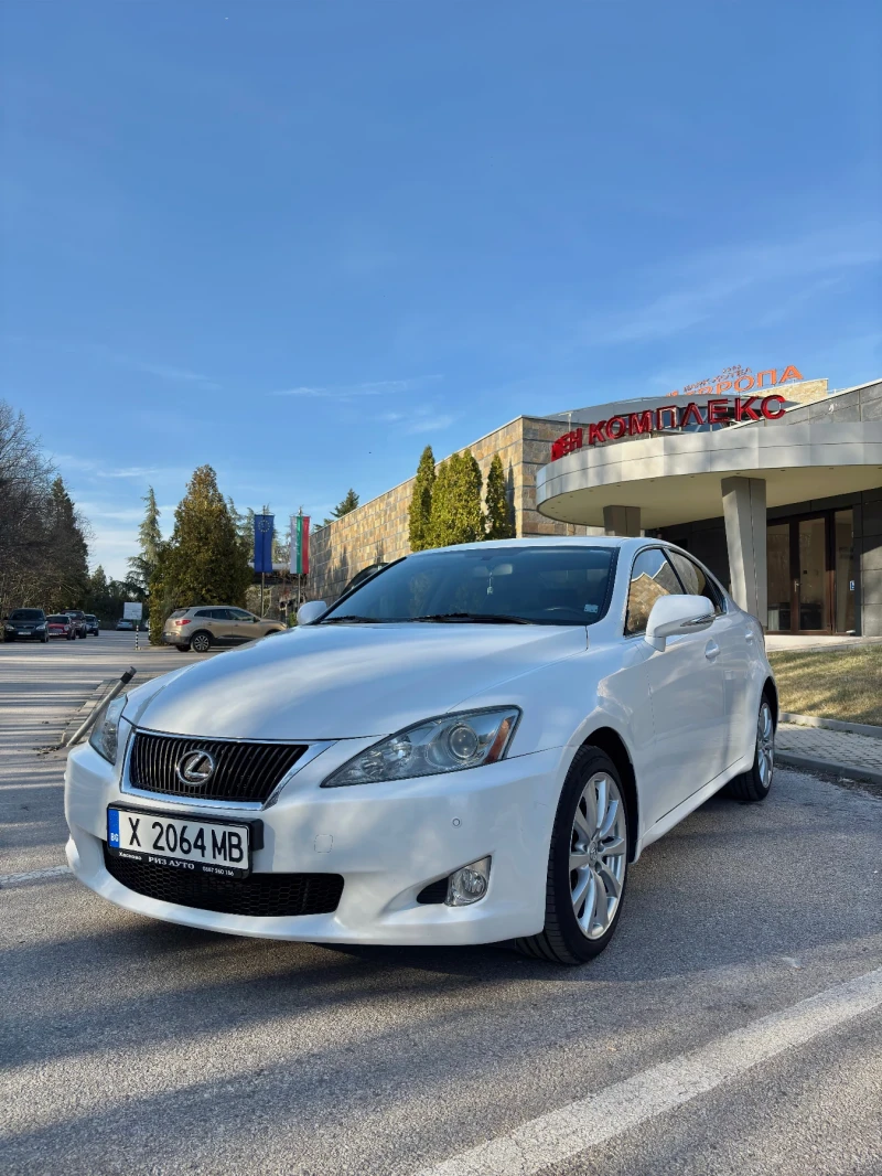 Lexus IS 220d, снимка 1 - Автомобили и джипове - 49463591