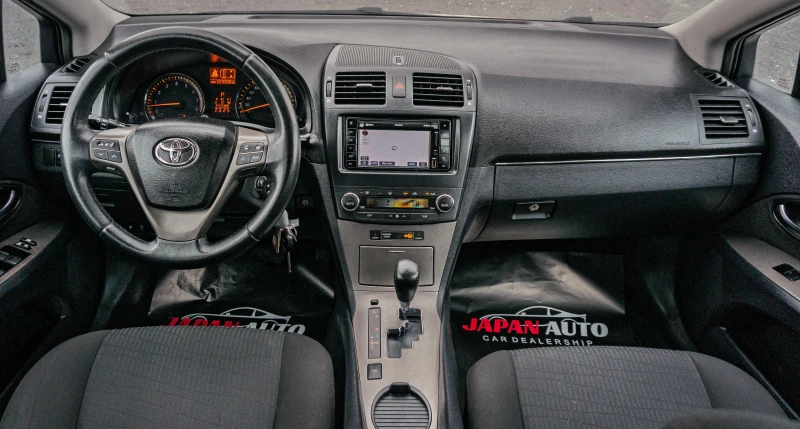 Toyota Avensis 1.8 VVT-i Automatic, снимка 7 - Автомобили и джипове - 51878366