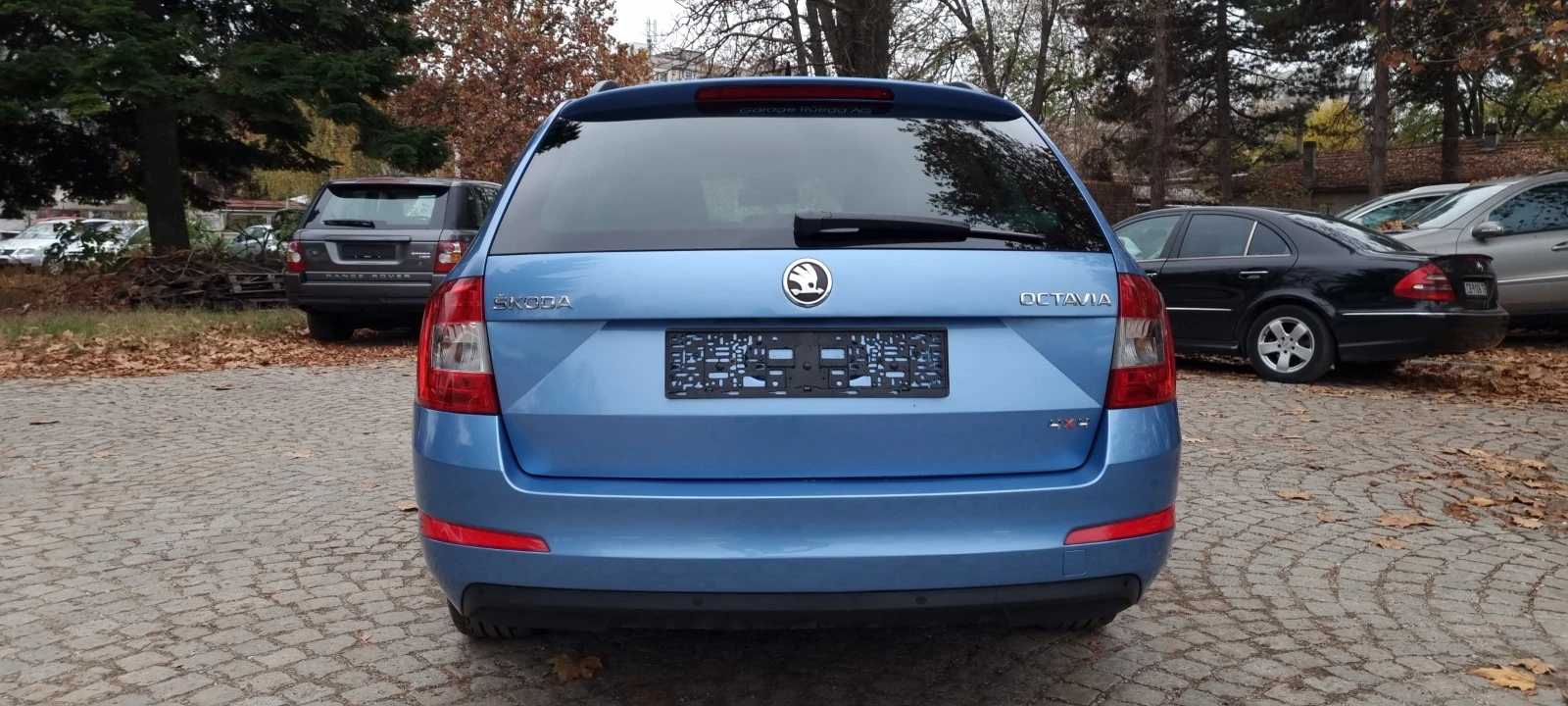 Skoda Octavia 1.8i 4х4 * АВТОМАТИК* НАВИГАЦИЯ* START/STOP* SWISS - изображение 6