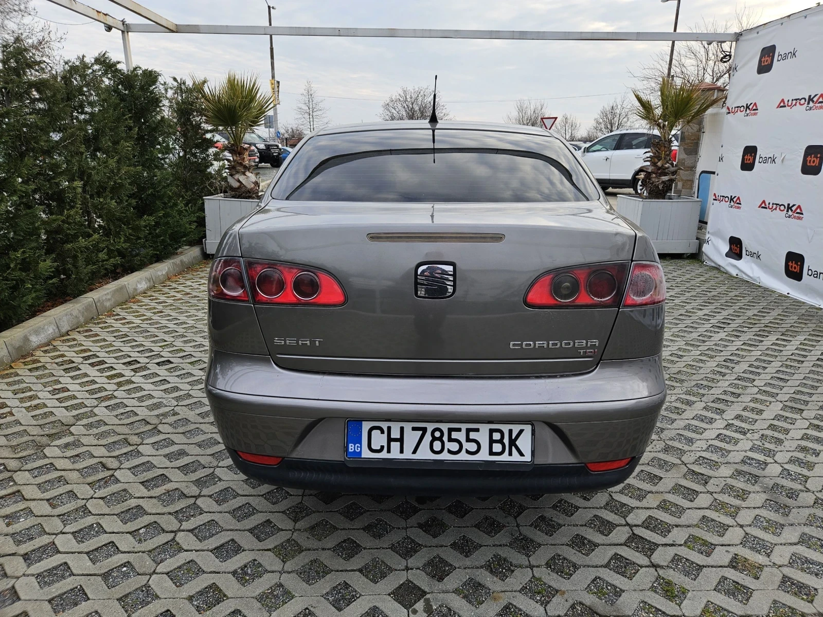 Seat Cordoba 1.9TDI-131кс= АВТОПИЛОТ= КЛИМАТРОНИК = 6СКОРОСТИ  - изображение 4