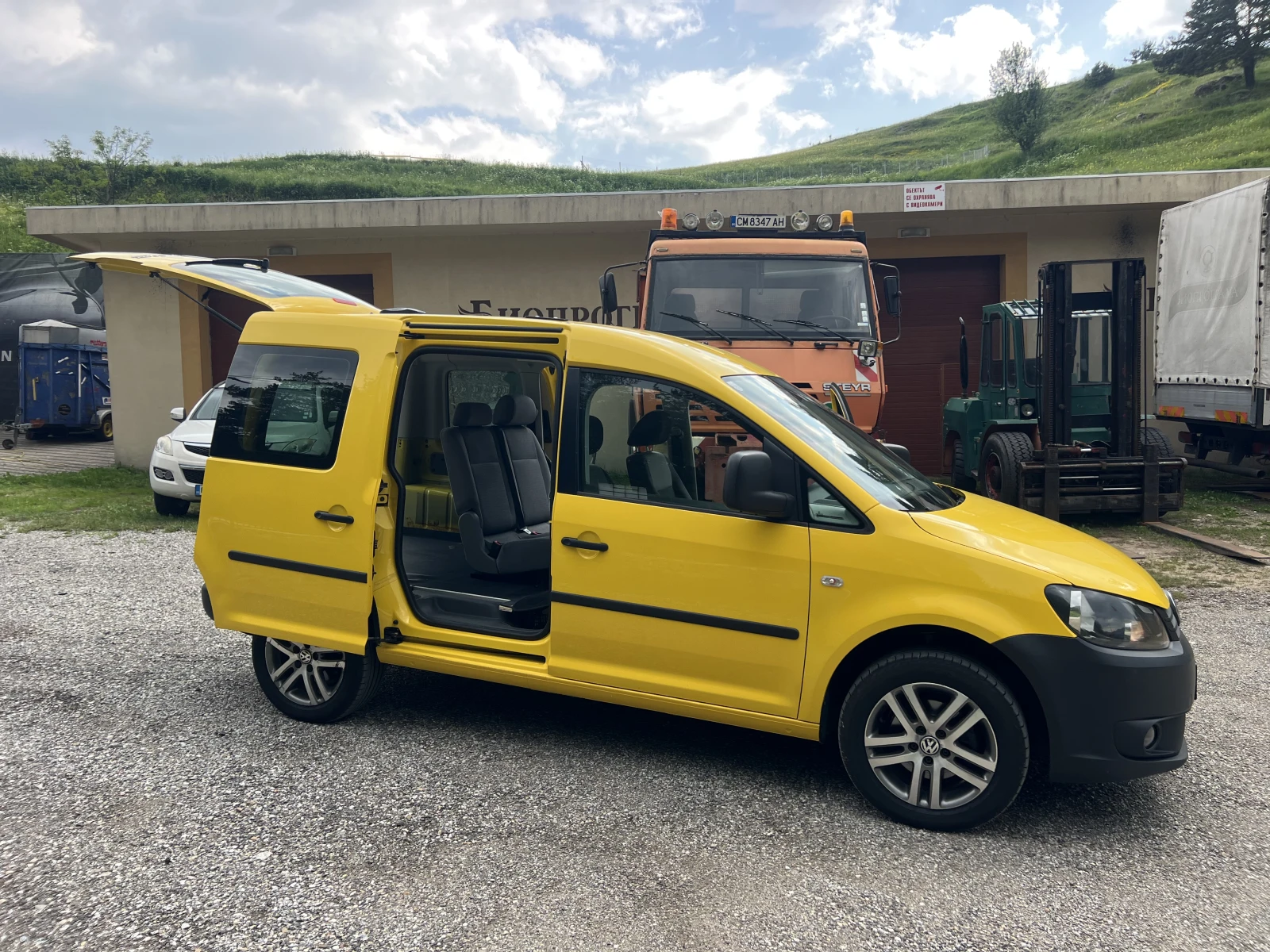 VW Caddy 2.0TDI, 4х4, Клима, Нов внос, , ,  - изображение 9