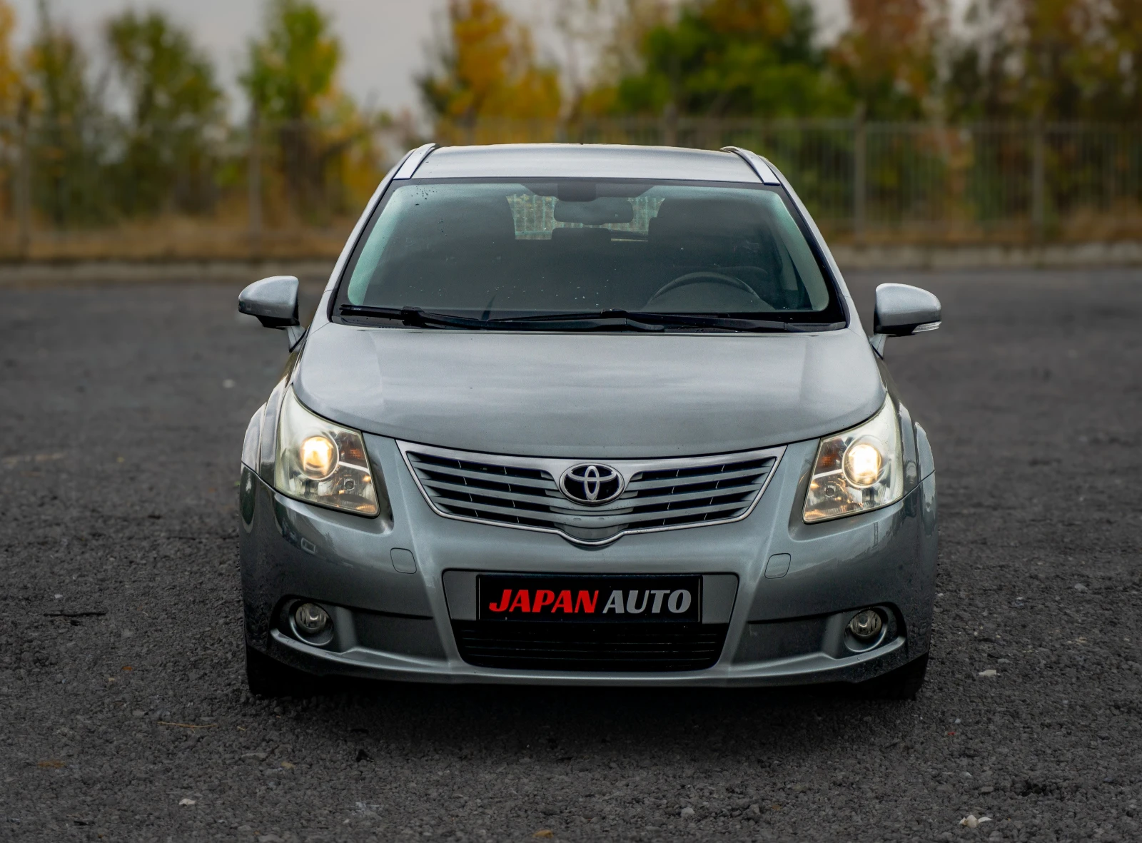 Toyota Avensis 1.8 VVT-i Automatic - изображение 2
