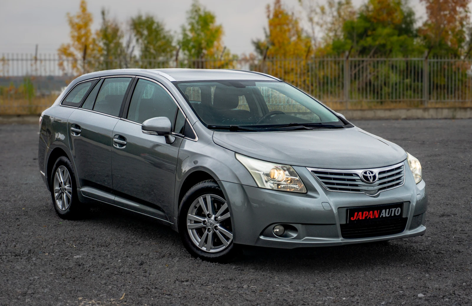 Toyota Avensis 1.8 VVT-i Automatic - изображение 3