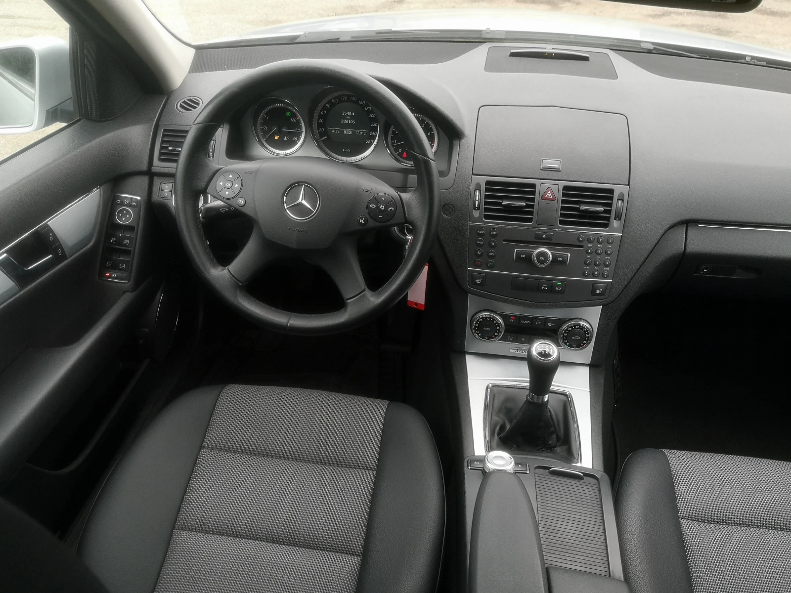 Mercedes-Benz C 180 i Avantgarde  2010г. Евро 5 - изображение 6