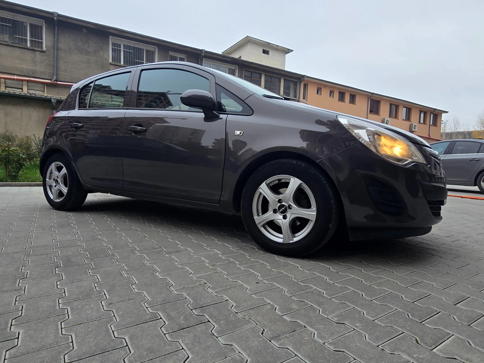 Opel Corsa 13г.1, 4-100к.с.ПОДГРЕВ ВОЛАН - изображение 7