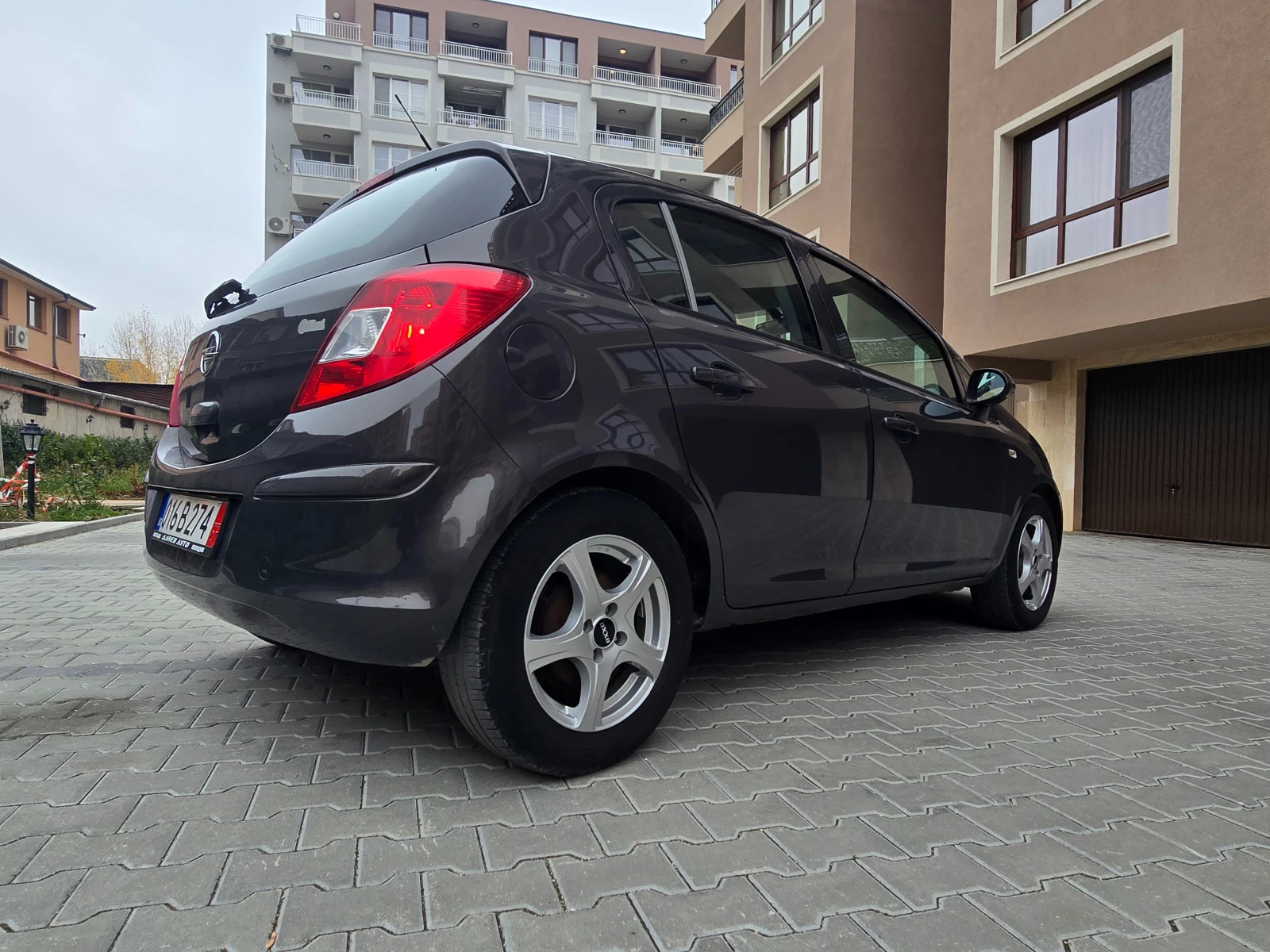 Opel Corsa 13г.1, 4-100к.с.ПОДГРЕВ ВОЛАН - изображение 6