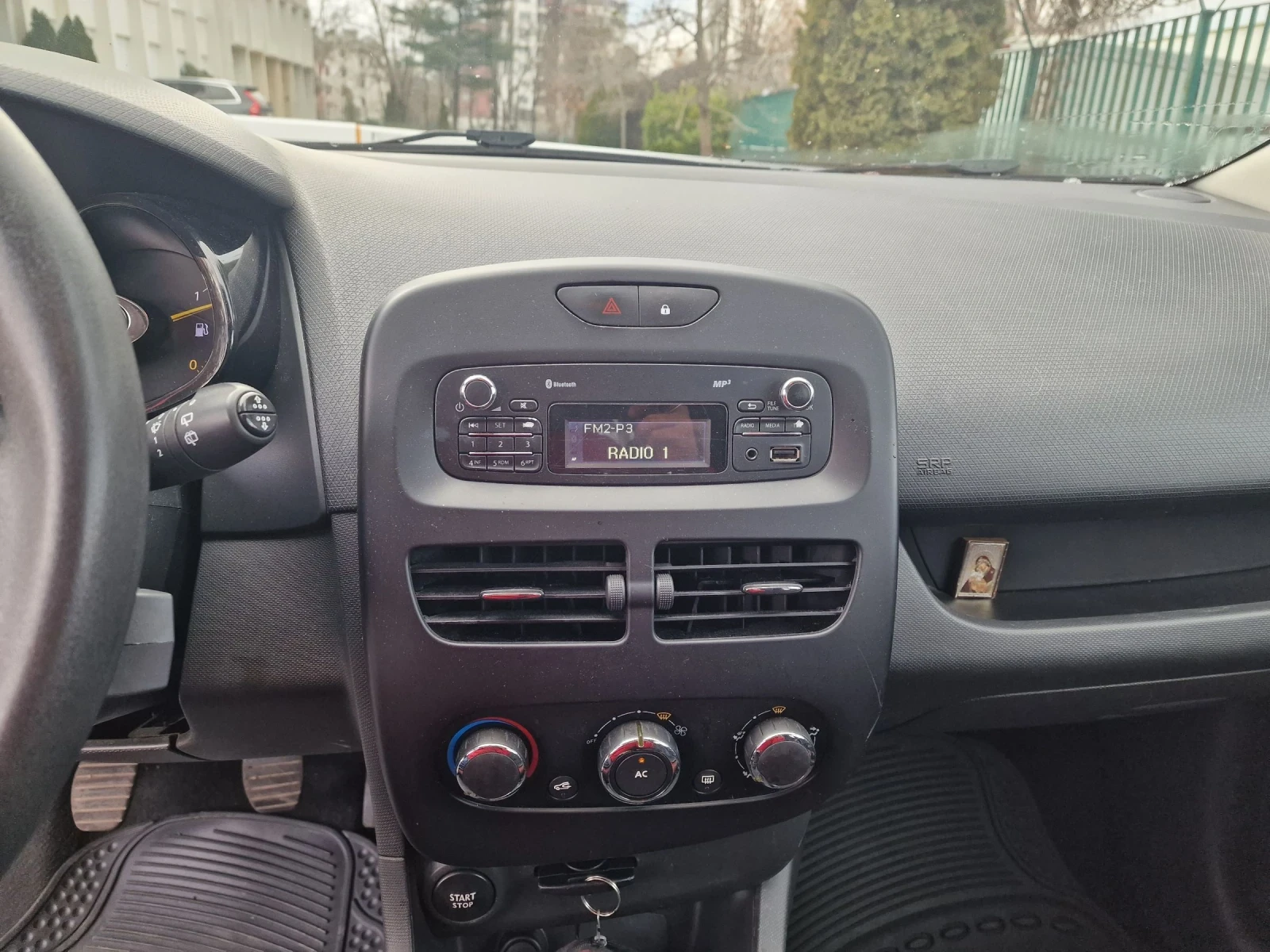 Renault Clio 1.2i GPL | Mobile.bg � ����������� 12