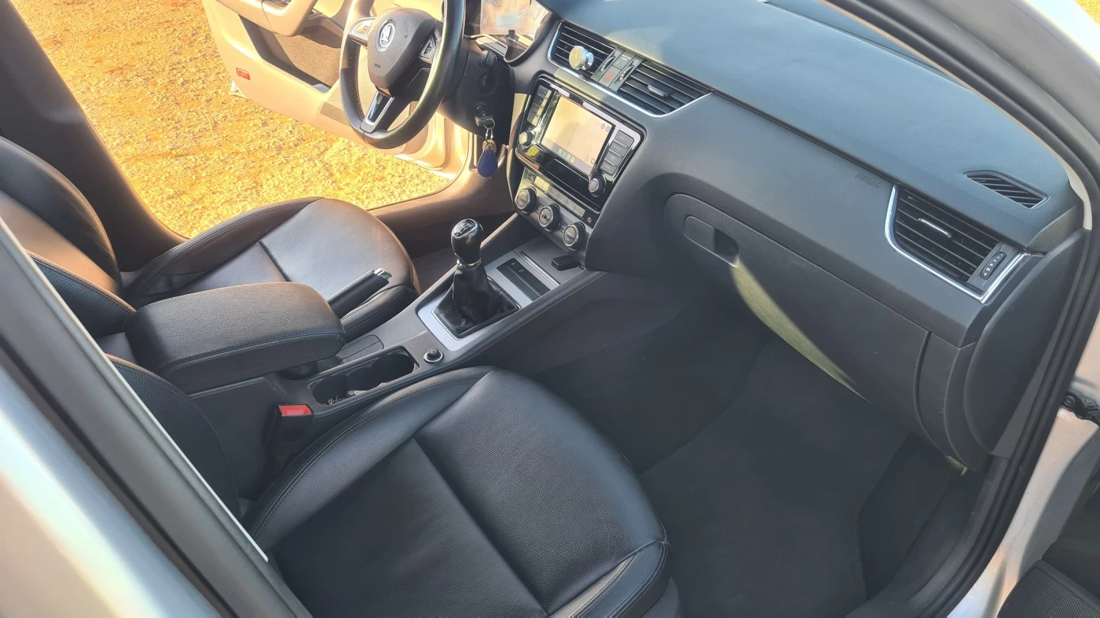 Skoda Octavia 1.4G-Tec* Metan* Navi* ���� | Mobile.bg � ����������� 12