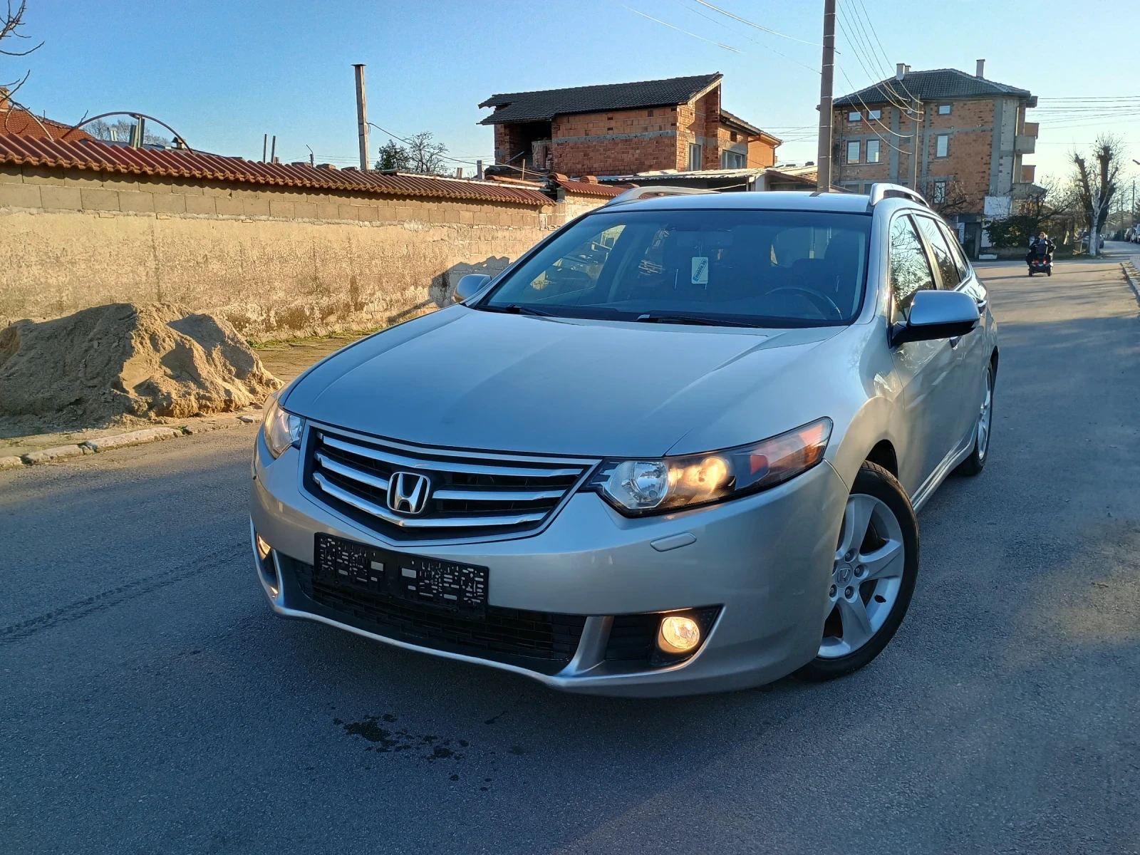 Honda Accord 2.0 бензин, Автомат - изображение 9