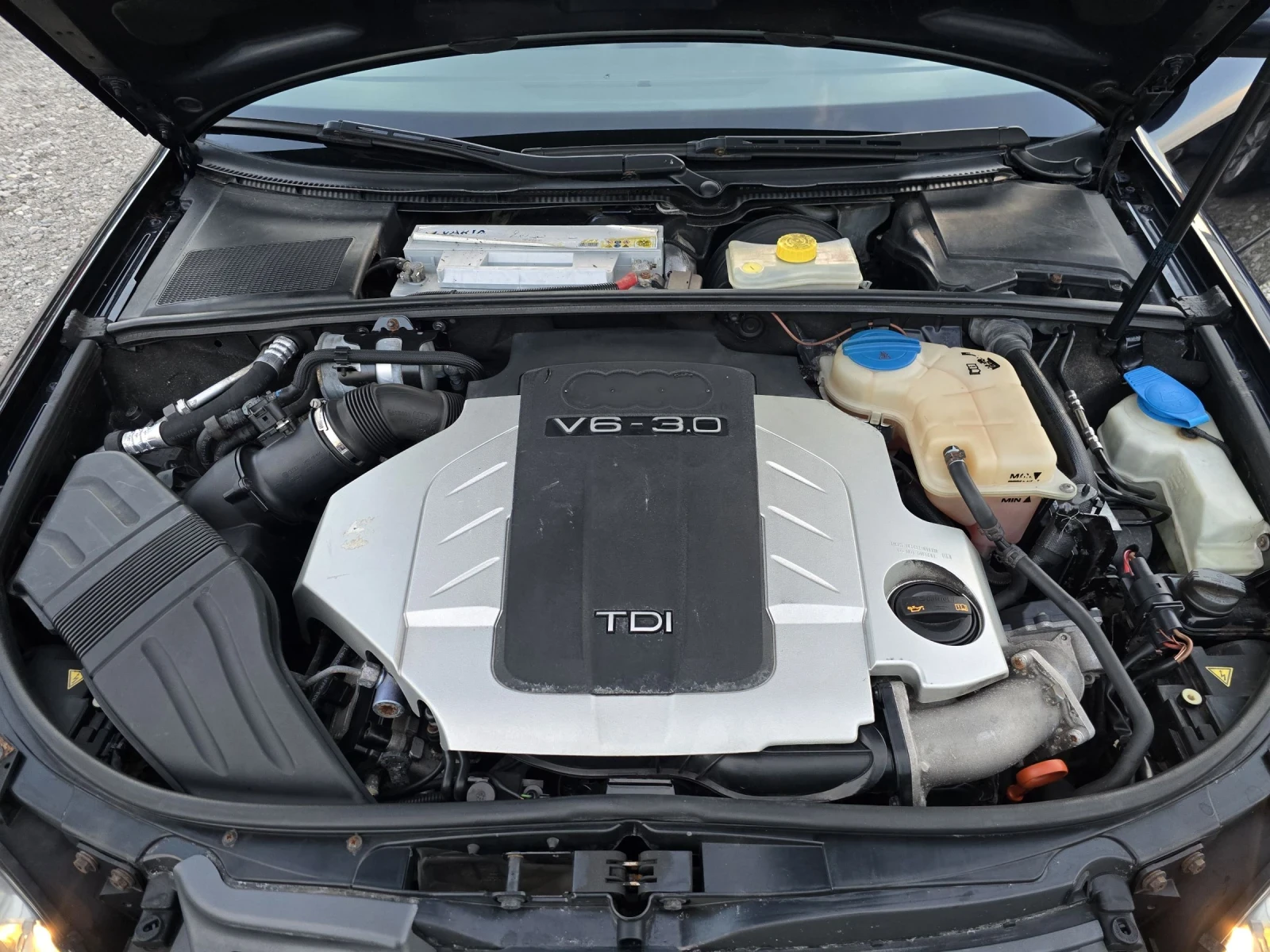 Audi A4 3.0 TDI QUATTRO , снимка 17 - Автомобили и джипове - 53653522