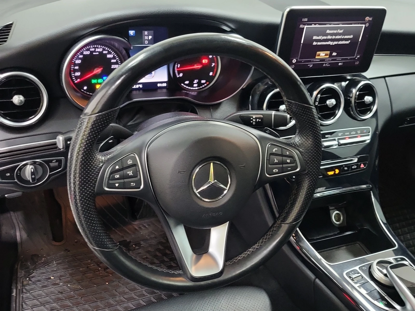 Mercedes-Benz C 300 AMG-PKG| Night-pkg | Keyless | CarPlay | Подгрев |, снимка 9 - Автомобили и джипове - 54501888