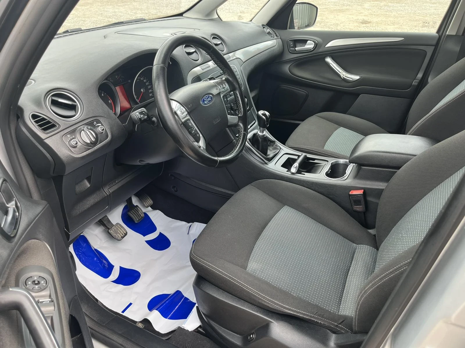 Ford Galaxy 1.6 tdci, снимка 12 - Автомобили и джипове - 54575892