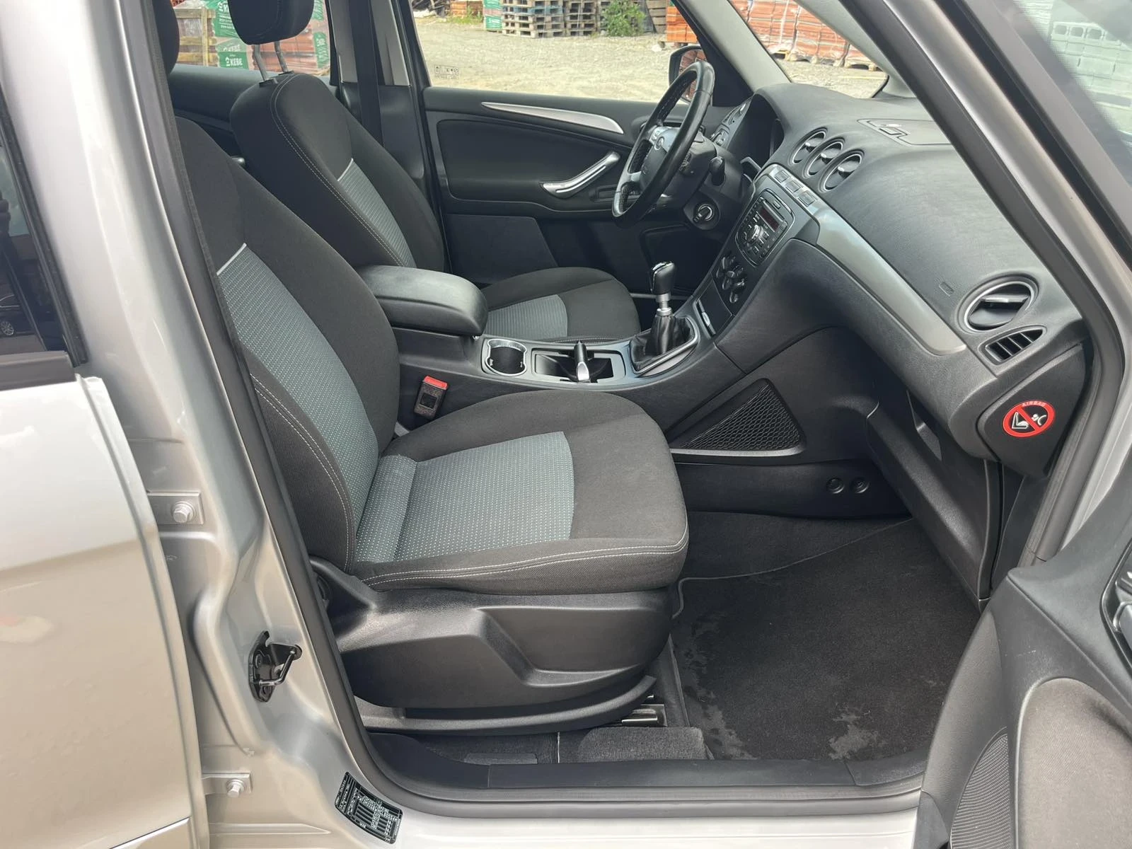 Ford Galaxy 1.6 tdci, снимка 17 - Автомобили и джипове - 54575892