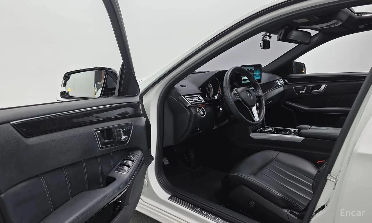 Mercedes-Benz E 220 ОЧАКВАН ВНОС 94 000КМ., снимка 8 - Автомобили и джипове - 54862903