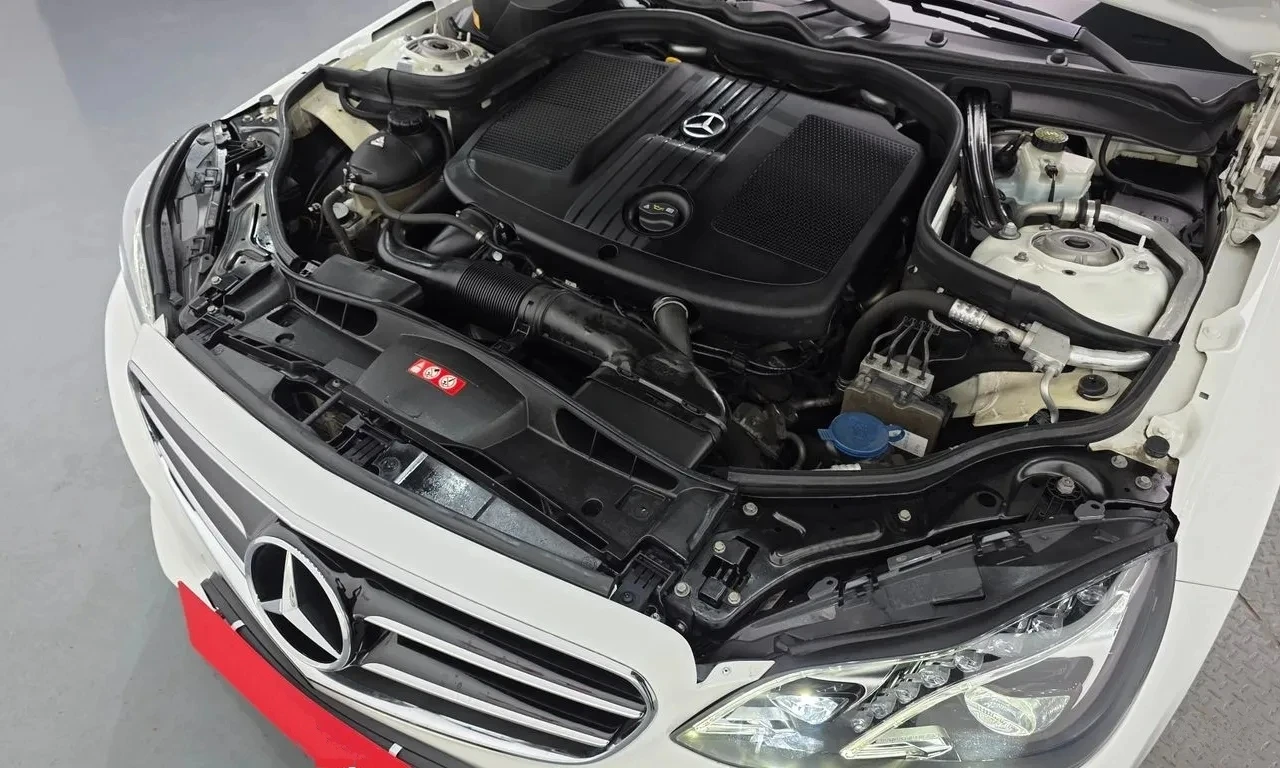Mercedes-Benz E 220 ОЧАКВАН ВНОС 94 000КМ., снимка 5 - Автомобили и джипове - 54862903