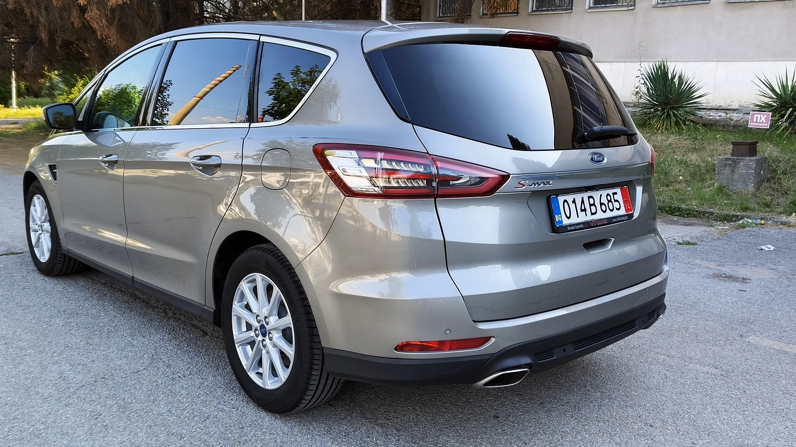 Ford S-Max 2.0TDCi 4x4 Aut. 7м., снимка 3 - Автомобили и джипове - 55556058