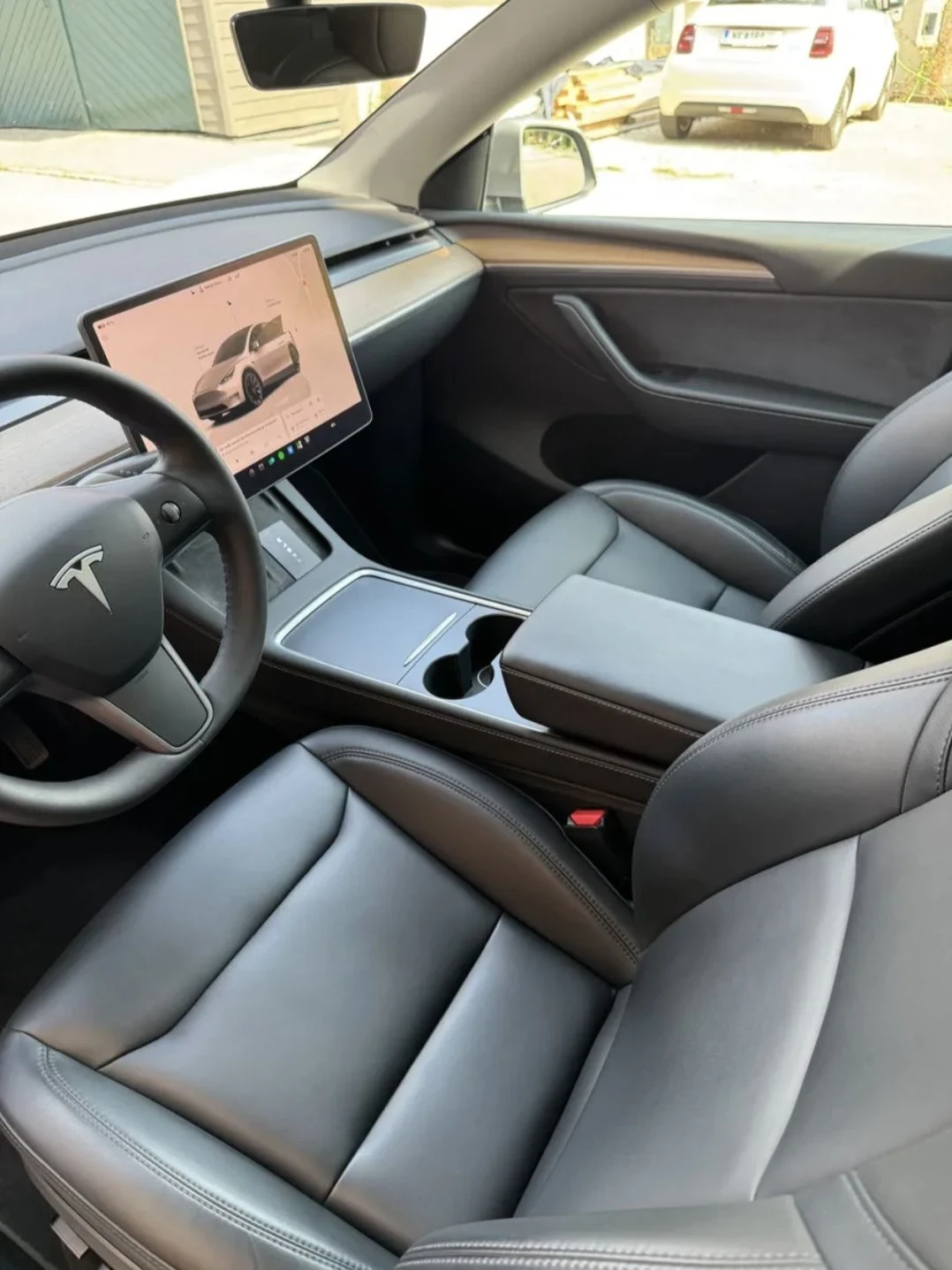 Tesla Model Y LR AWD теглич Berlin, снимка 8 - Автомобили и джипове - 55671875