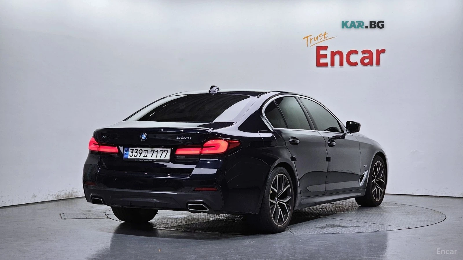 BMW 530 XDRIVE* MSPORT* DISTRONIC* 360* КАМЕРА* ХЕДЪП* , снимка 3 - Автомобили и джипове - 55740091
