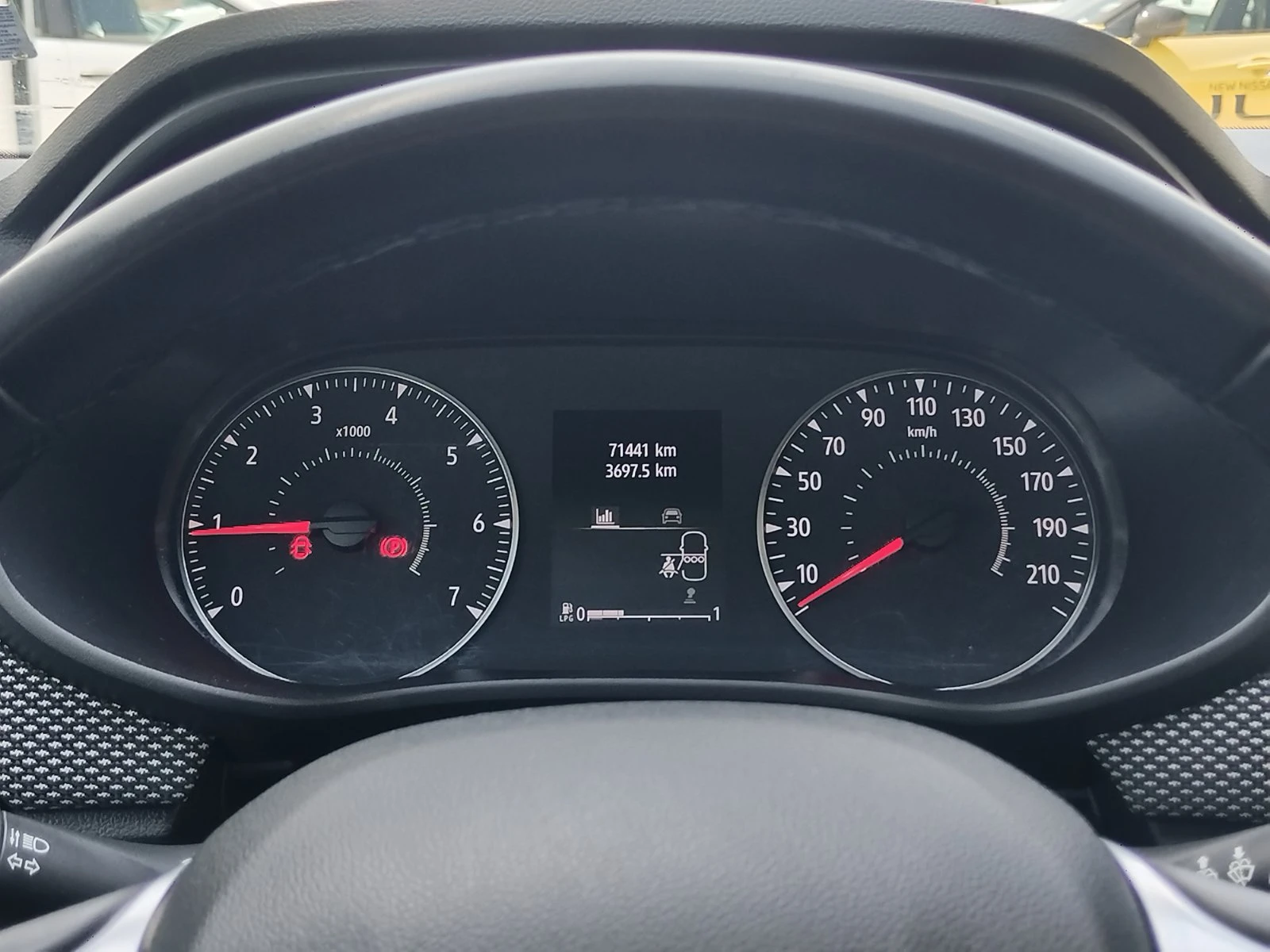 Dacia Sandero 1.0Tce/100к.с./ECO-G/Comfort, снимка 10 - Автомобили и джипове - 55740756