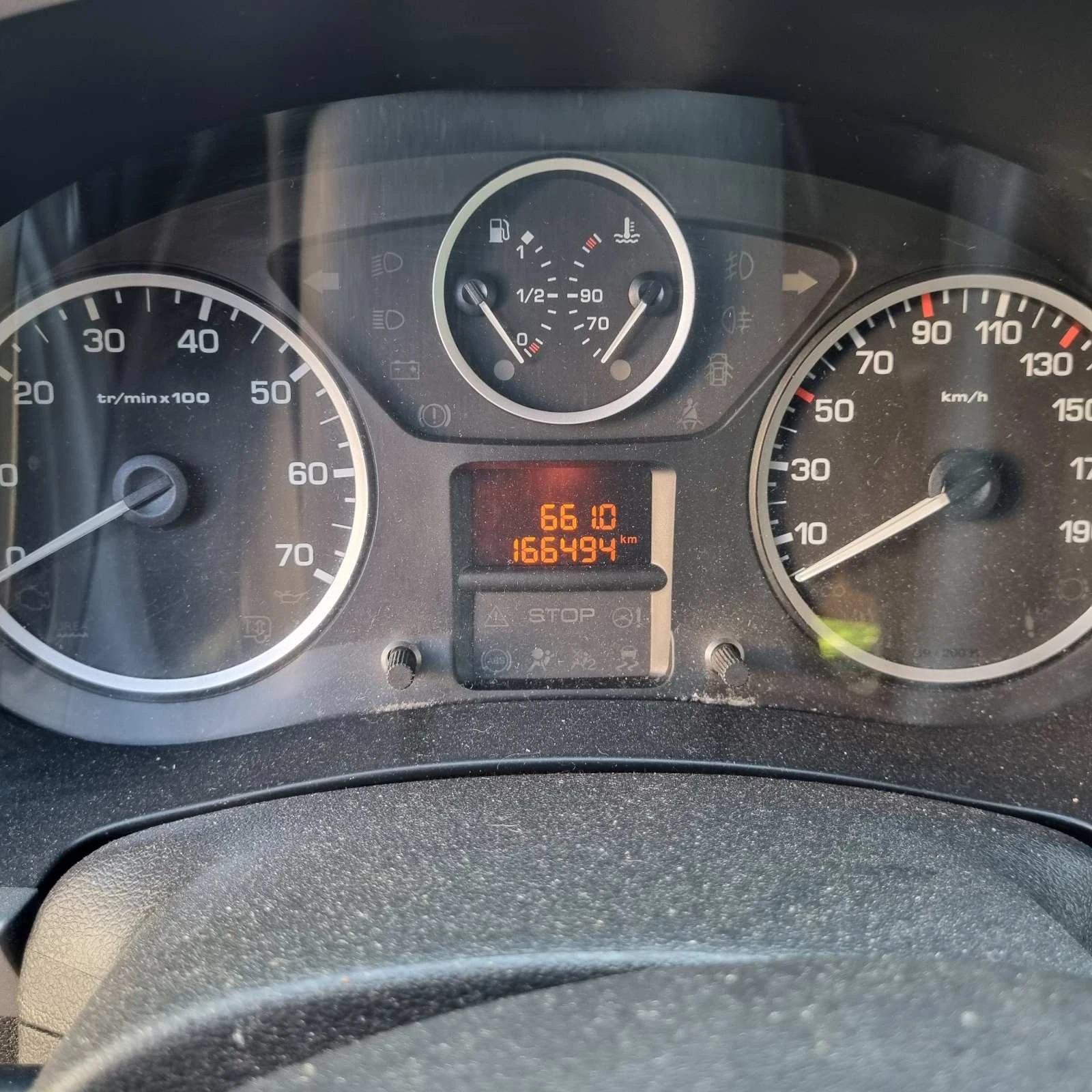 Peugeot Partner, снимка 10 - Автомобили и джипове - 56103609