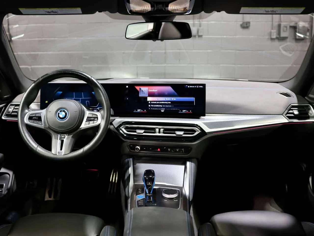 BMW i4 M50 M50| HARMAN| HUD| DRIVER ASSIST|  CARFAX, снимка 6 - Автомобили и джипове - 56166299
