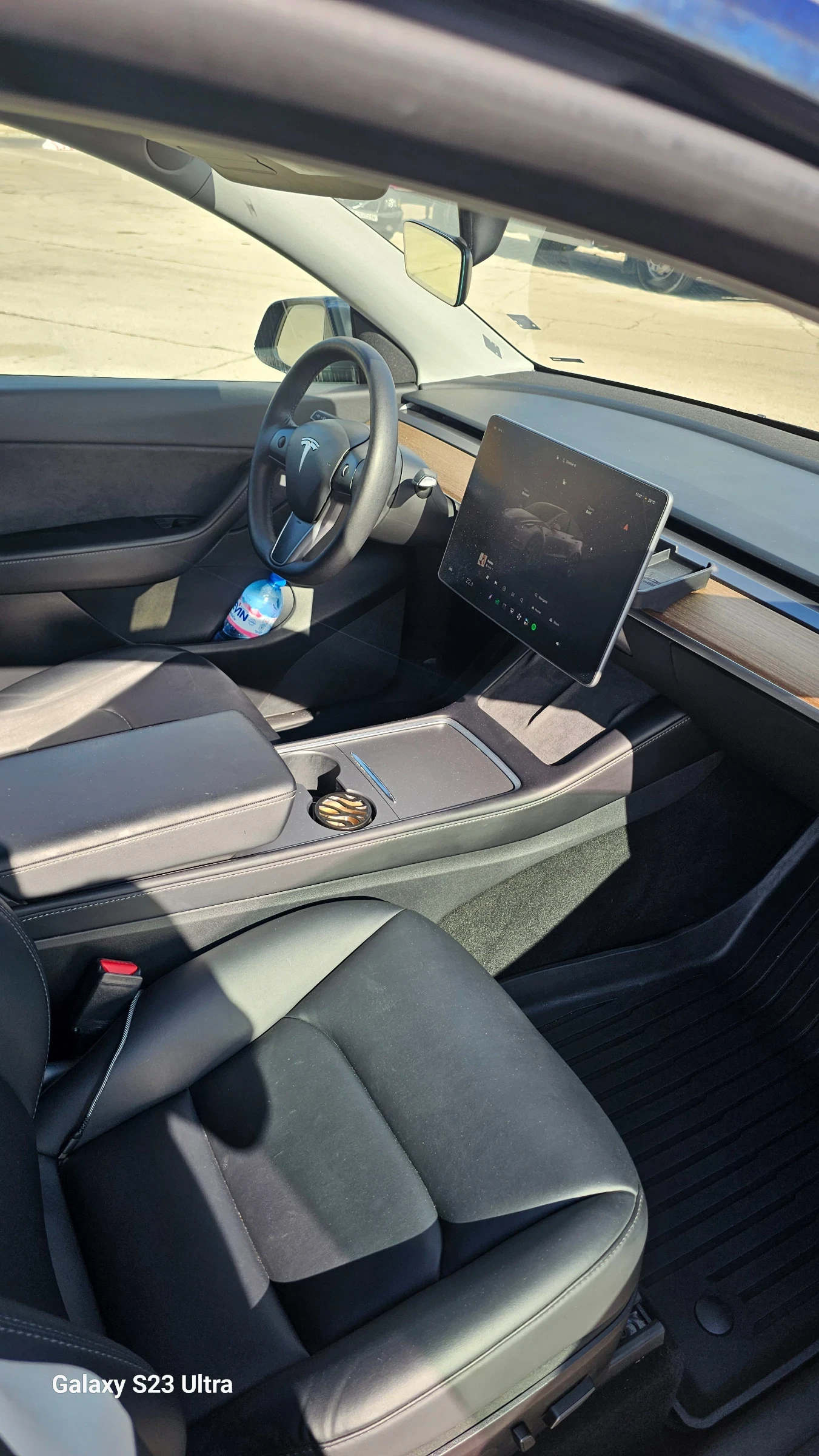 Tesla Model Y Dual motor Long Range , снимка 3 - Автомобили и джипове - 56322062