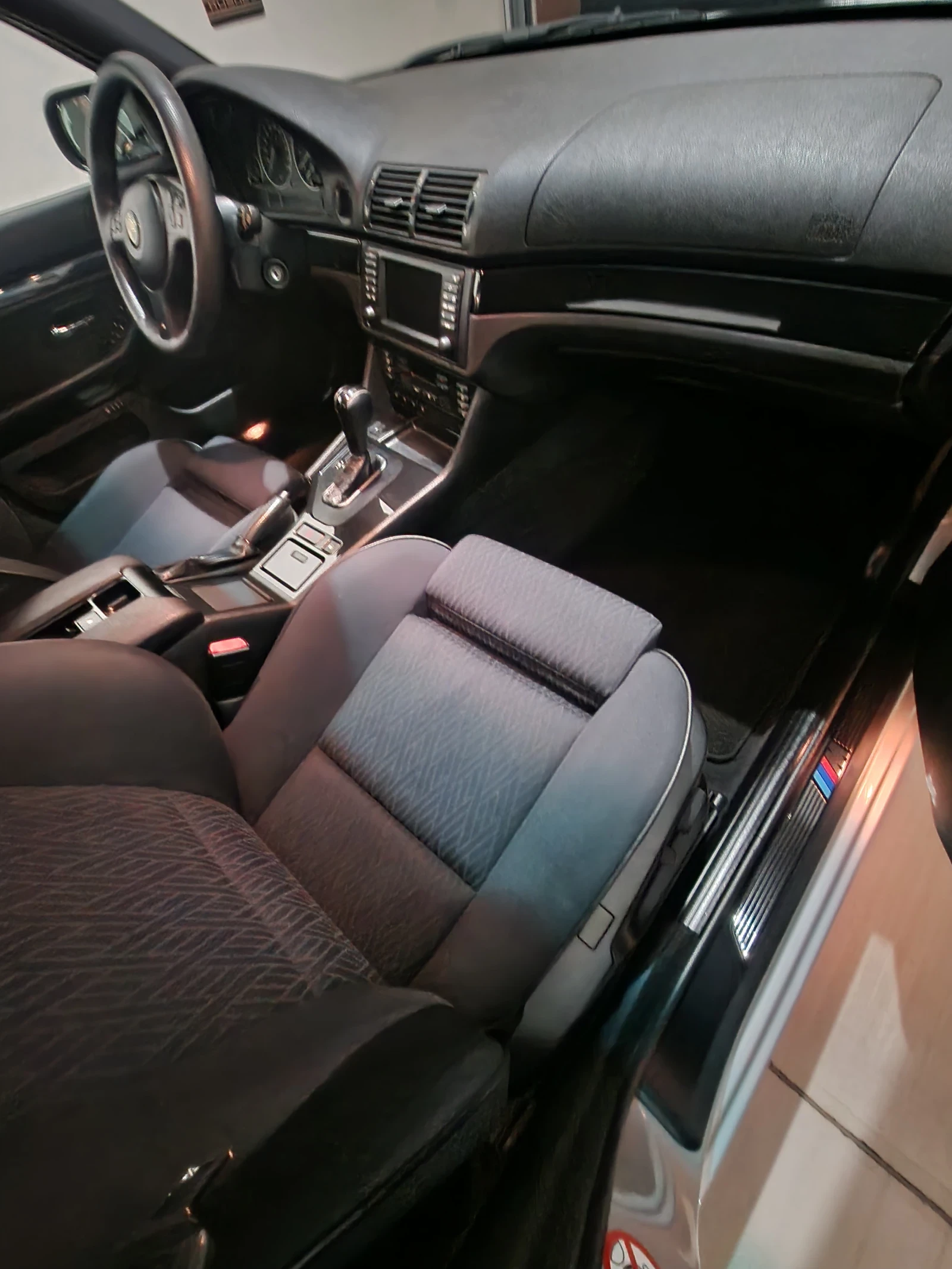 BMW 525, снимка 14 - Автомобили и джипове - 56334527