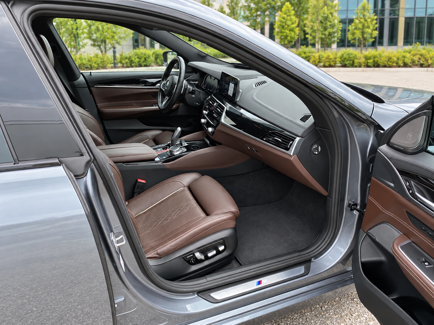 BMW 6 GT 630d, снимка 8 - Автомобили и джипове - 56740336