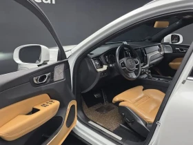 Volvo XC60 D5 - САМО 30% АВАНС, снимка 11