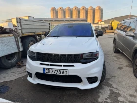 Jeep Grand cherokee SRT Газ Бенин , снимка 1