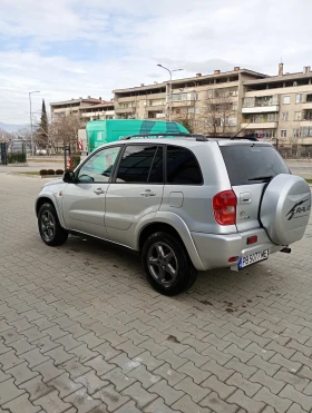 Toyota Rav4 2.0 D-4d 116hp Клима Подгрев Уникална, снимка 4