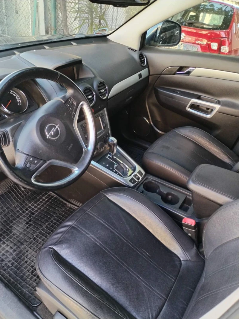 Opel Antara, снимка 10 - Автомобили и джипове - 47481111