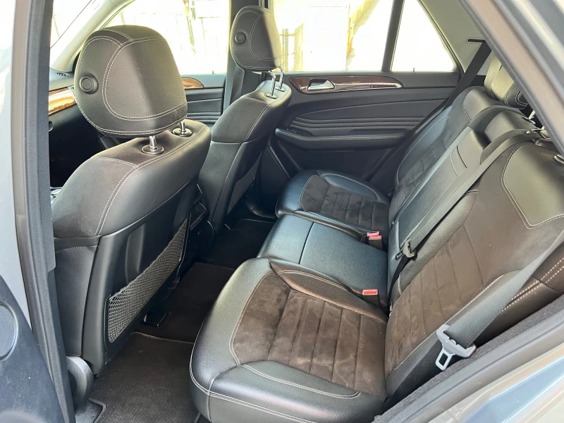 Mercedes-Benz ML 350 Premium , снимка 8 - Автомобили и джипове - 48680378