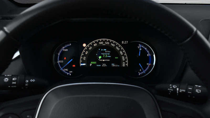 Toyota Rav4 2.5 Hybrid Style Automatic, снимка 15 - Автомобили и джипове - 50908407