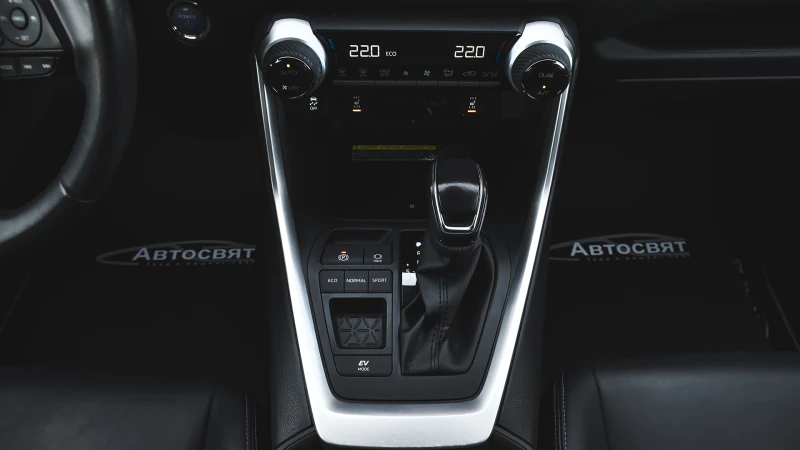 Toyota Rav4 2.5 Hybrid Style Automatic, снимка 14 - Автомобили и джипове - 50908407