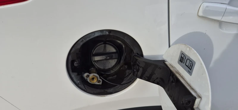 Opel Mokka 1.6i ГАЗ Evro 5 , снимка 16 - Автомобили и джипове - 53597437