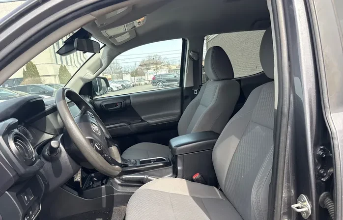 Toyota Tacoma SR5 V6 * CARFAX* ДВА КЛЮЧА, снимка 9 - Автомобили и джипове - 54077975