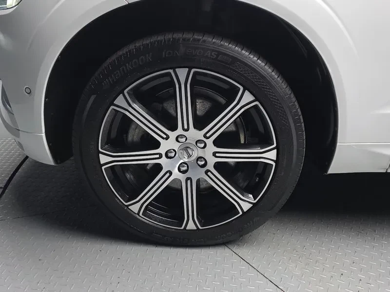 Volvo XC60 D5 - САМО 30% АВАНС, снимка 5 - Автомобили и джипове - 55927652