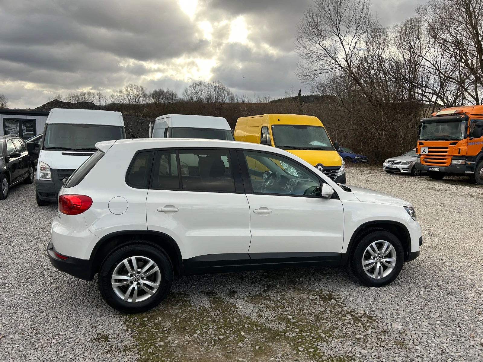 VW Tiguan 2.0TDI EURO5B BLUEMOTION - изображение 8