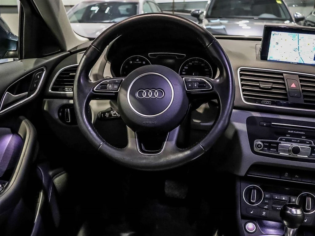 Audi Q3 * quattro Premium Plus * CARFAX * ЦЕНА ДО БГ - изображение 10